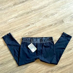 BRAND NEW GYM SHARK LEGGINGS